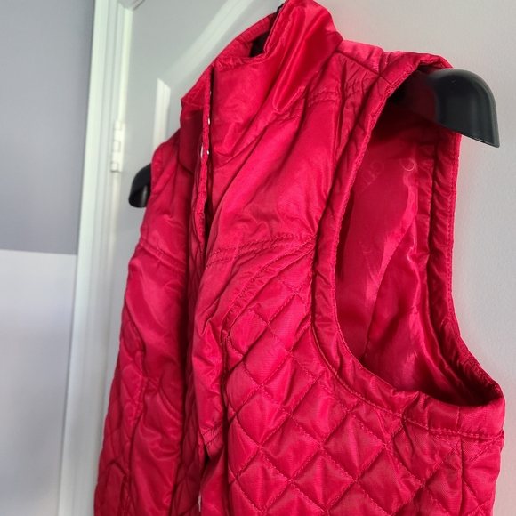 Guess Red Quited Vest Size Medium - Picture 4 of 8